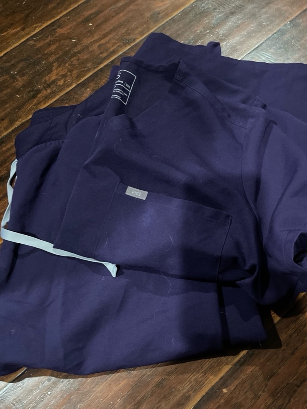 Figs purple  Scrub Top with Chest Pocket and jogger pant 3 X